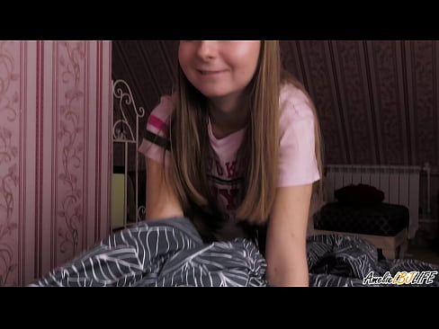 ❤️ Blondina îi suge adânc prietenei ei și primește spermă în gură ❤️❌ at ro.xxxpornolive.ru ️❤